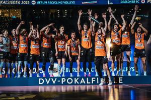 Berliner "Top-Prioritäten": Vom Pokal Richtung Meisterschaft