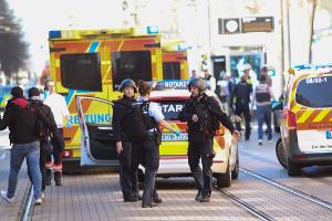 Kreise: Zwischen fünf und zehn Verletzte in Mannheim