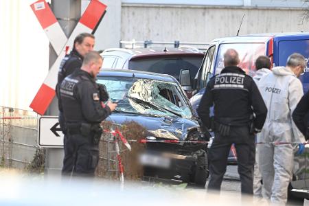 Mindestens ein Mensch soll bei dem Vorfall ums Leben gekommen sein.