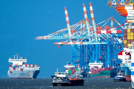 Die USA sind der wichtigste Handelspartner des Hafens Bremerhaven. (Archivbild) 