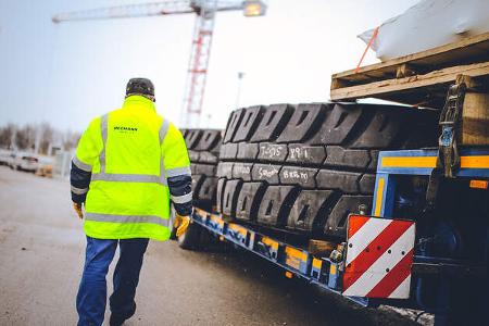 Liebherr T 264 Muldenkipper Bauma 2016