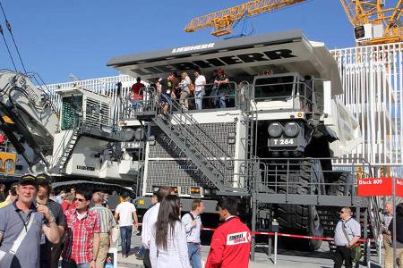 Liebherr T 264 Muldenkipper Bauma 2016