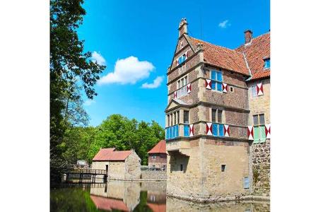 Burg Vischering wurde nach einem Brand im Stil der Renaissance neu aufgebaut.