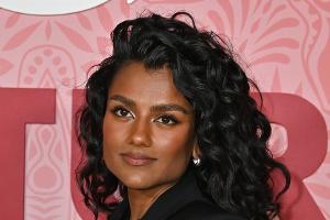 "Bridgerton"-Star Simone Ashley hat es nach Trennung "nicht eilig"