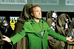 "So vertieft": Marvel-Star Robert Downey Jr. brennt für Doctor Doom