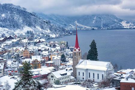 Gemeinde, HŠuser, Kirche, See, Berge, Schnee, Wolken
