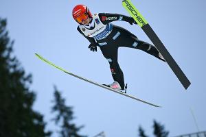 Skispringen: Freitag Sechste in der Qualifikation