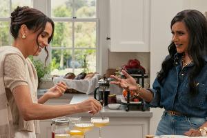 Mindy Kaling reagiert auf Kritik an Herzogin Meghans Netflix-Serie