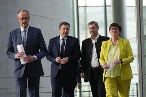 Union und SPD wollen Koalitionsverhandlungen aufnehmen