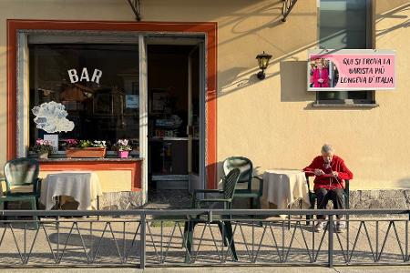 Das Café „Bar Centrale“ ist ein beliebter Anlaufpunkt. 