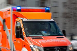 Mann schläft in Müllcontainer - beim Entladen getötet