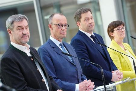 Über Migration habe man besonders lange beraten, ließen die Sondierungspartner am Samstag wissen. (Archivfoto)