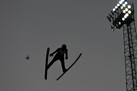 Skispringer im Skispringer im