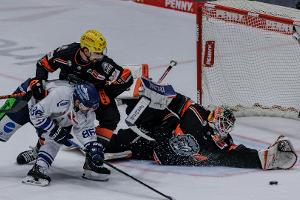 DEL: Straubing nach zweitem Sieg im Viertelfinale
