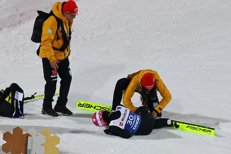 Erste Kreuzband-OP bei Skispringerin Görlich erfolgreich Erste Kreuzband-OP bei Skispringerin Görlich erfolgreich