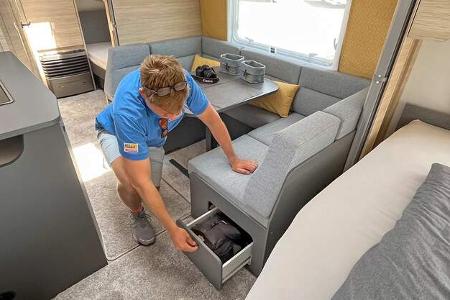 Apero 560 SKM, Wohnmobil, Wohnwagen