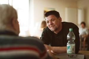 "Komplett überfordert": Todesfall überschattet Tim Mälzers "Herbstresidenz"-Projekt