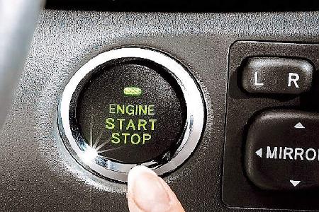 Toyota Yaris, , Start-Stopp-Knopf