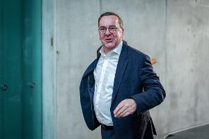 Laschet: Werde ständig mit Pistorius verwechselt