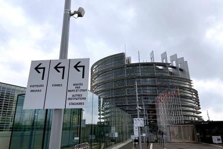 Wie die belgische Staatsanwaltschaft mitteilt, soll die Korruption von 2021 bis heute regelmäßig und sehr diskret 