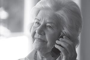 Falsche Bankmitarbeiter betrügen Seniorin - 2503057