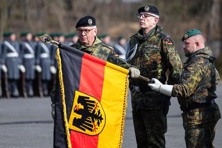 Heer stellt neue Heimatschutzdivision auf