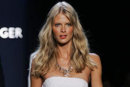 Julia Stegner