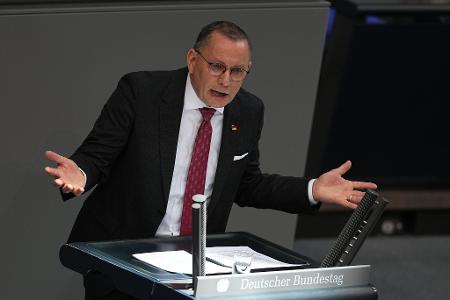 AfD-Fraktionschef Chrupalla warnt vor ausufernden Schulden.