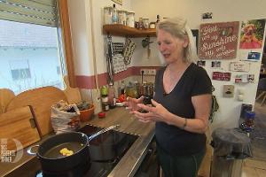 "Das perfekte Dinner": Gastgeberin macht die "B..tch der Küche" zu schaffen