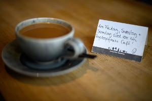 Warum Cafés Laptops verbannen