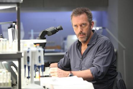 Dr. Gregory House (Hugh Laurie)