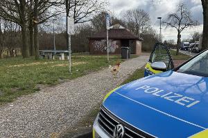 Hahn Hermann vom Autobahn-Rastplatz jetzt in Sicherheit