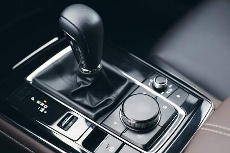 Mazda CX-30 E-Skyactiv X, Mittelkonsole