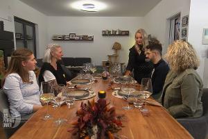 "Das perfekte Dinner": Bei Nadine hat alles einen Namen - sogar das Fleisch auf dem Teller