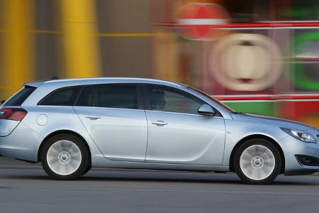 Opel Insignia Sports Tourer 2.0 BiT CDTi, Seitenansicht