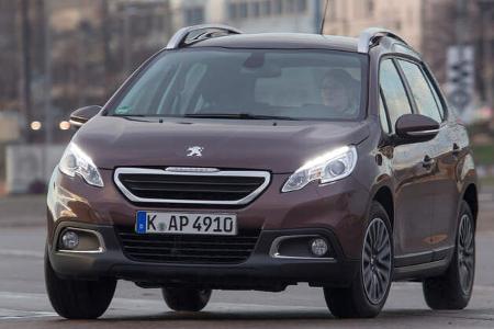 Peugeot 2008 82 VTi Active, Frontansicht