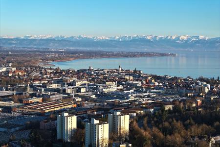 Der Konzern mit Sitz in Friedrichshafen will bis Ende 2028 bis zu 14.000 Stellen streichen. 