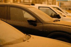 So waschen Sie trotz Sahara-Sand ohne Lack-Kratzer