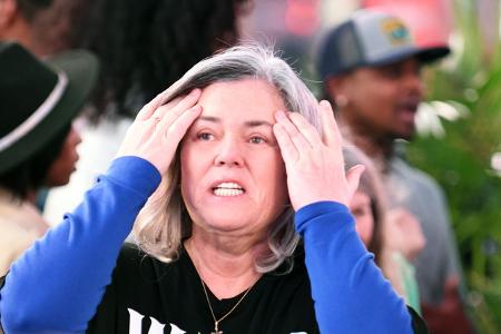 Rosie O’Donnell war eine ersten, die den Umzugswagen bestellte. Die Comedienne und Talkshow-Moderatorin nannte dabei ausdrücklich die Sorge um ihr nicht-binäres Kind als Grund für ihren Umzug nach Irl ...