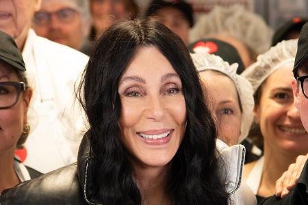 …Cher ist noch da. Dabei hatte sie sogar angekündigt 