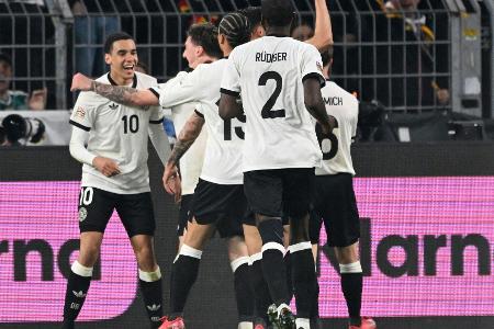 Balljunge, Kimmich, drin: Das kuriose deutsche Ecken-Tor Balljunge, Kimmich, drin: Das kuriose deutsche Ecken-Tor