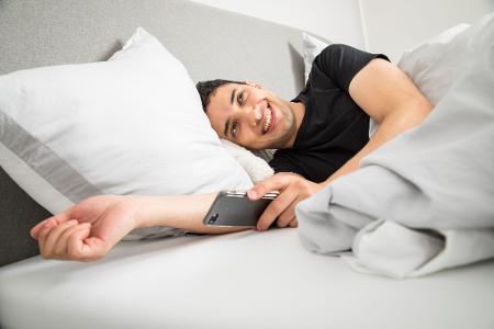 Guten Morgen! Es gibt Tricks, mit denen sich die Zeitumstellung besser wegstecken lässt. Guten Morgen! Es gibt Tricks, mit denen sich die Zeitumstellung besser wegstecken lässt.