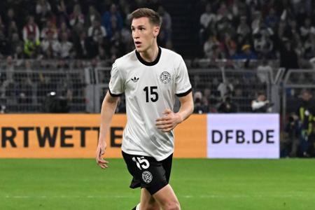 Gewinner: Nico Schlotterbeck - In der Abwehr hat sich Dortmunds Nico Schlotterbeck mit Robustheit und Konstanz in den Vordergrund gespielt. Das frisch getankte Selbstbewusstsein kann der 25-Jährige beim kriselnden BVB gut gebrauchen.