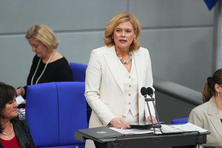 Die neue Bundestagspräsidentin Klöckner ruft in ihrer Antrittsrede zu einem fairen Umgang im Parlament auf.