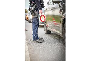 Griesheim: Sicher durch die dunkle Jahreszeit / Einsatzkräfte kontrollieren über 100 Personen