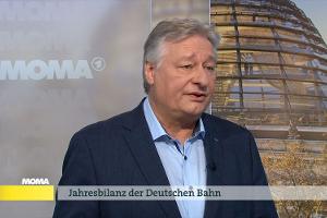 In der ARD warnt der EVG-Chef die Bahnkunden