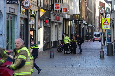 Zahlreiche Rettungskräfte eilten zum Ort des Geschehens. 