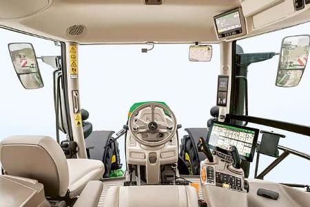 03/2025 John Deere 6R Traktor mit Sportpaket