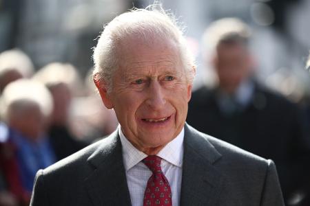 Der britische König Charles III. musste wegen Nebenwirkungen seiner Krebstherapie vorübergehend ins Krankenhaus. (Archivbild) Der britische König Charles III. musste wegen Nebenwirkungen seiner Krebstherapie vorübergehend ins Krankenhaus. (Archivbild)