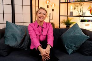 Dschungelstar und Mross-Ex: Anna-Carina Woitschack gibt Schauspiel-Debüt